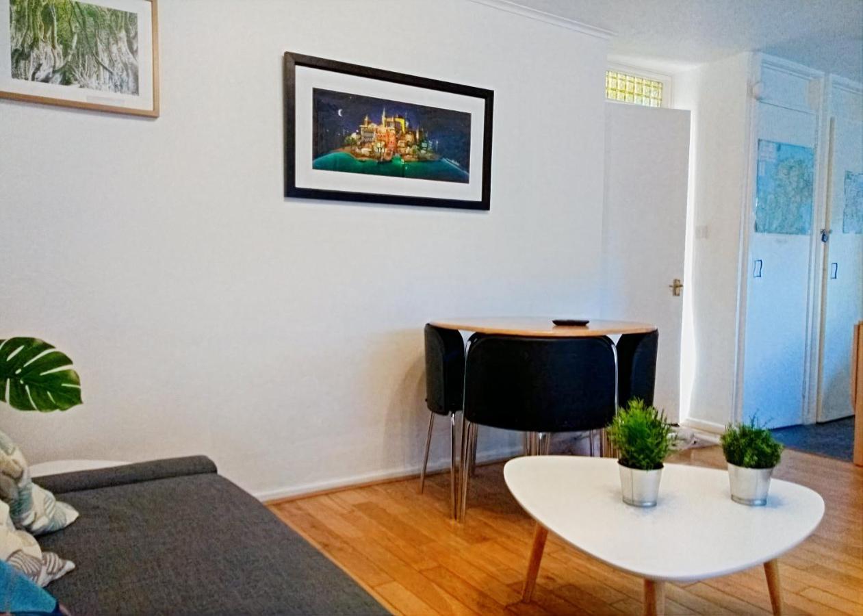 Very Location- Free Parking - 2 Bedrooms Appartement Belfast