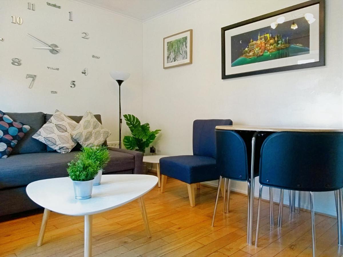 Very Location- Free Parking - 2 Bedrooms Belfast