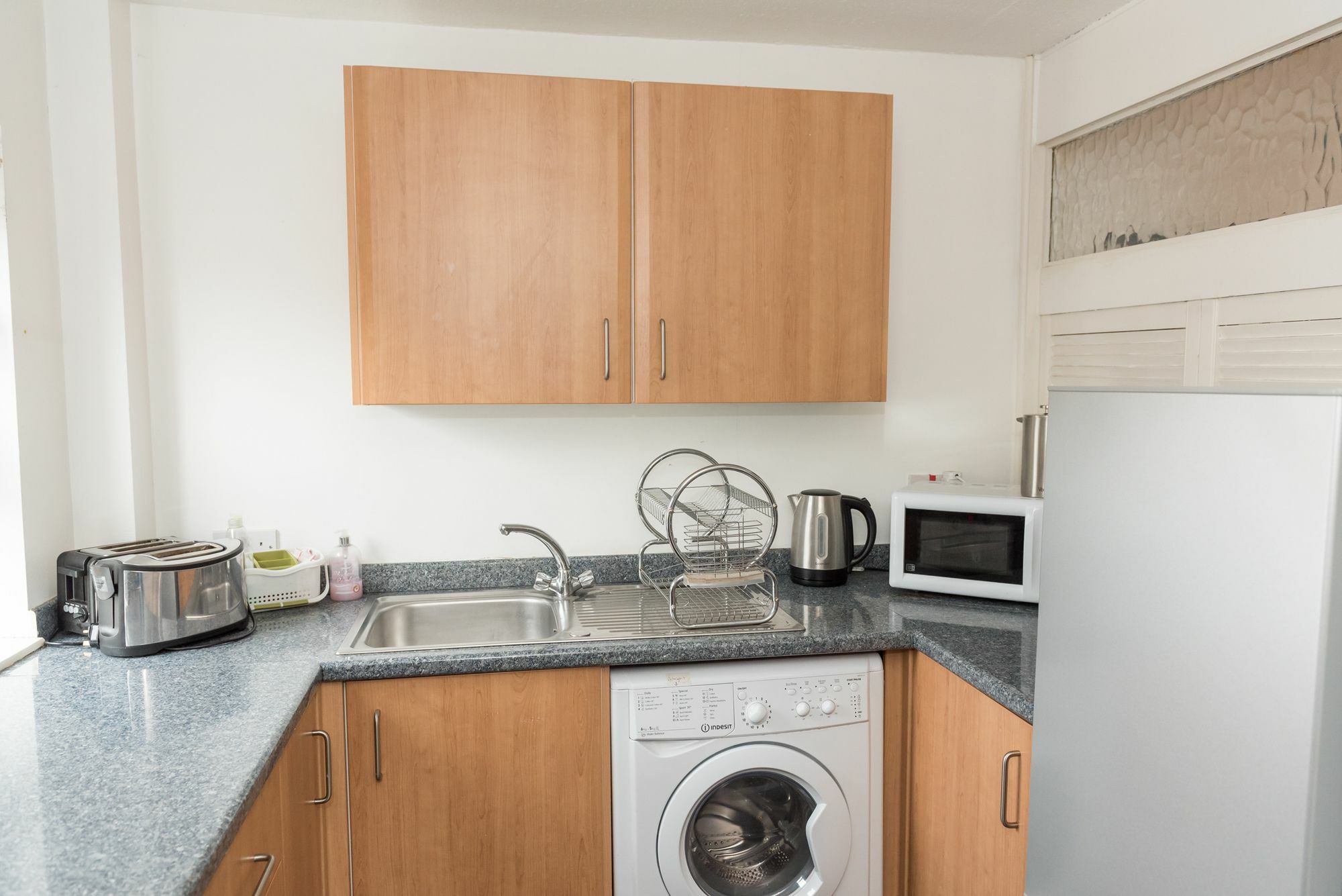 Appartement Very Location- Free Parking - 2 Bedrooms *